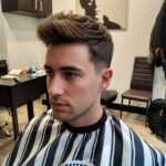 Corte de pelo moderno Peluquera Masculina